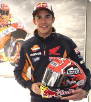 mark marquez with shoei